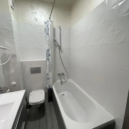 Apartment White Tower By Akiro Group Mamaia