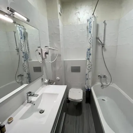 White Tower By Akiro Group Apartment